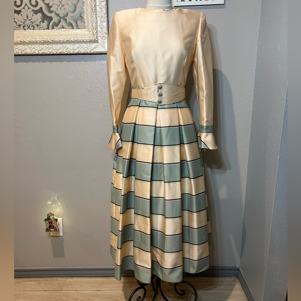 Raquel Couture Striped A-line Dress - Picture 2 of 13